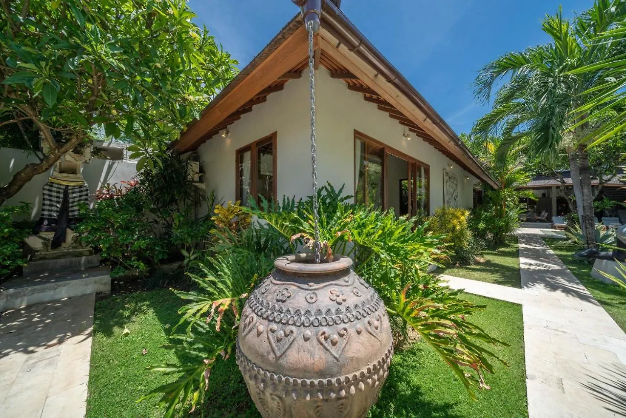 Villa Teman - Luxury 4Br Villa In Central Seminyak - Huge Pool Indonésie