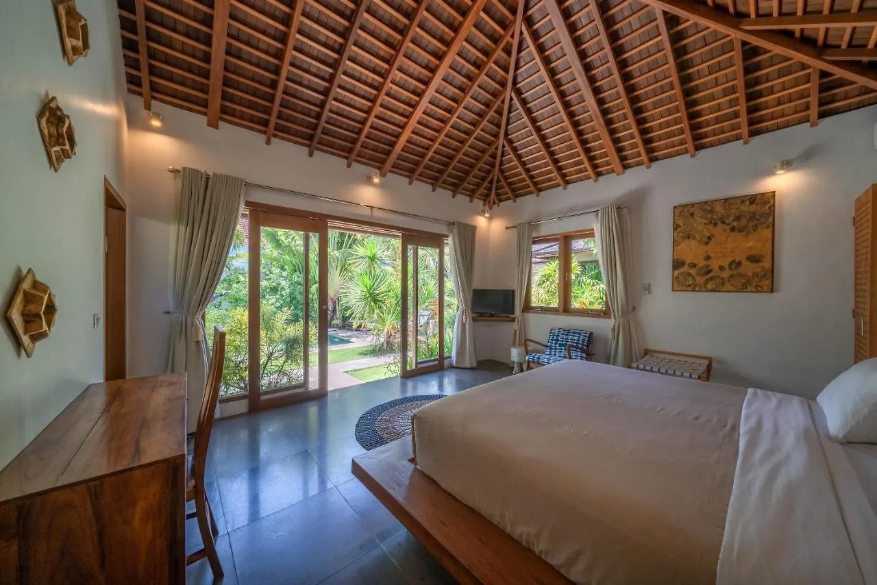 Villa Teman - Luxury 4Br Villa In Central Seminyak - Huge Pool