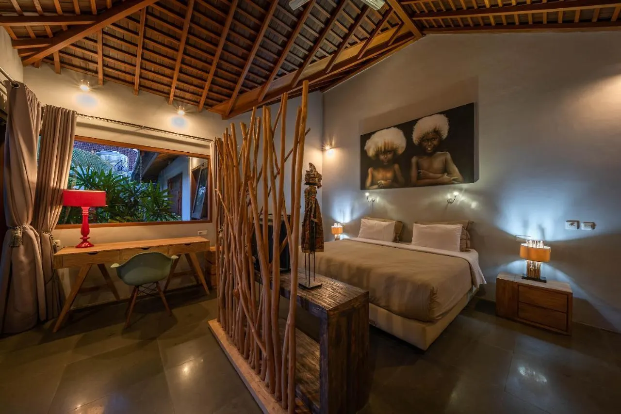 Villa Teman - Luxury 4Br Villa In Central Seminyak - Huge Pool
