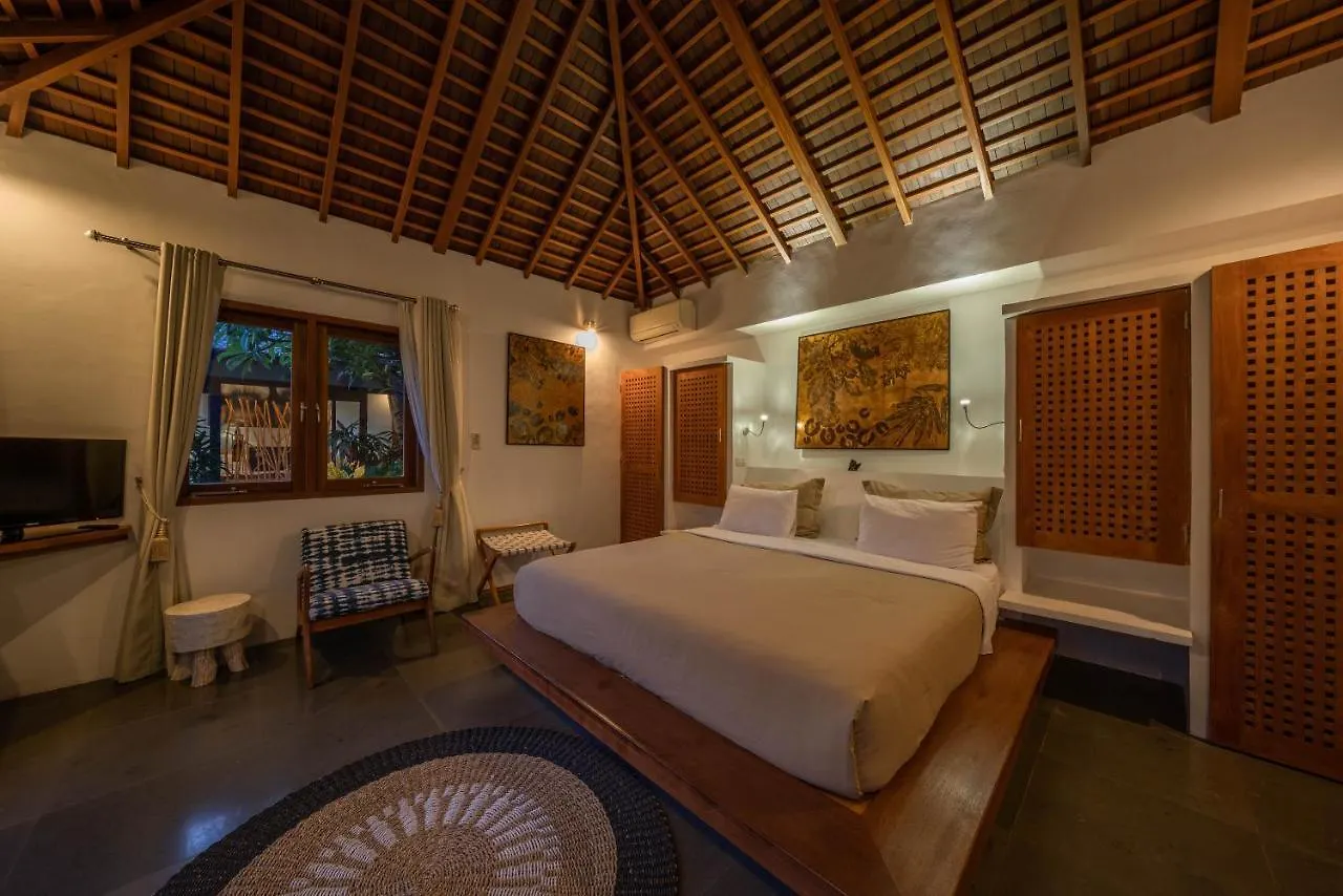 Villa Teman - Luxury 4Br Villa In Central Seminyak - Huge Pool
