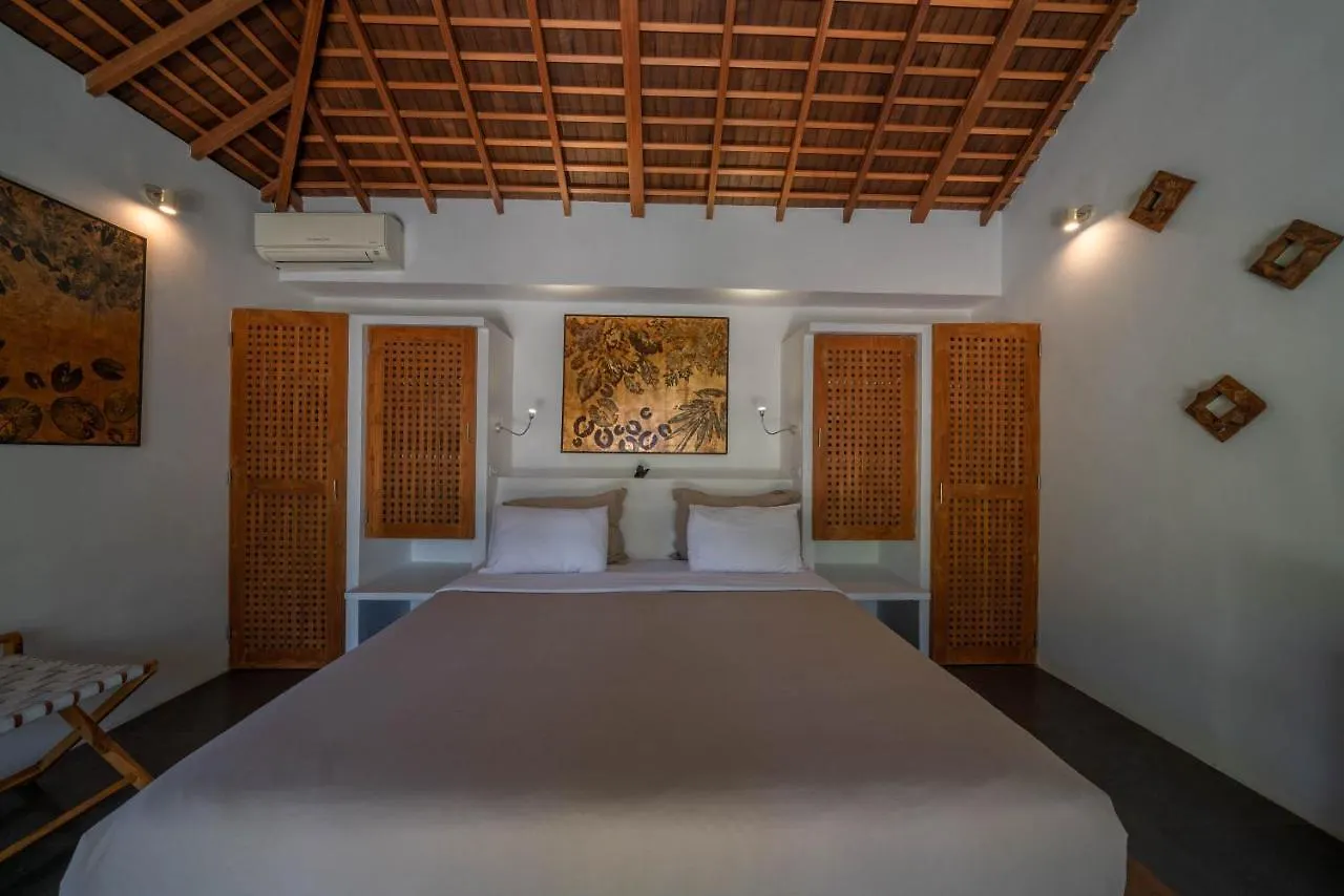 Villa Teman - Luxury 4Br Villa In Central Seminyak - Huge Pool