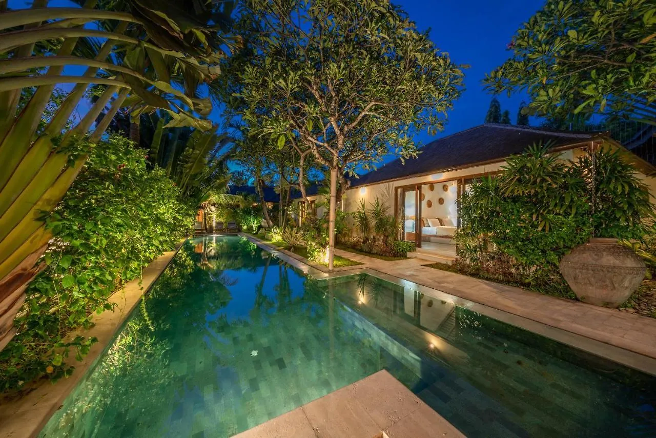 Villa Teman - Luxury 4Br Villa In Central Seminyak - Huge Pool