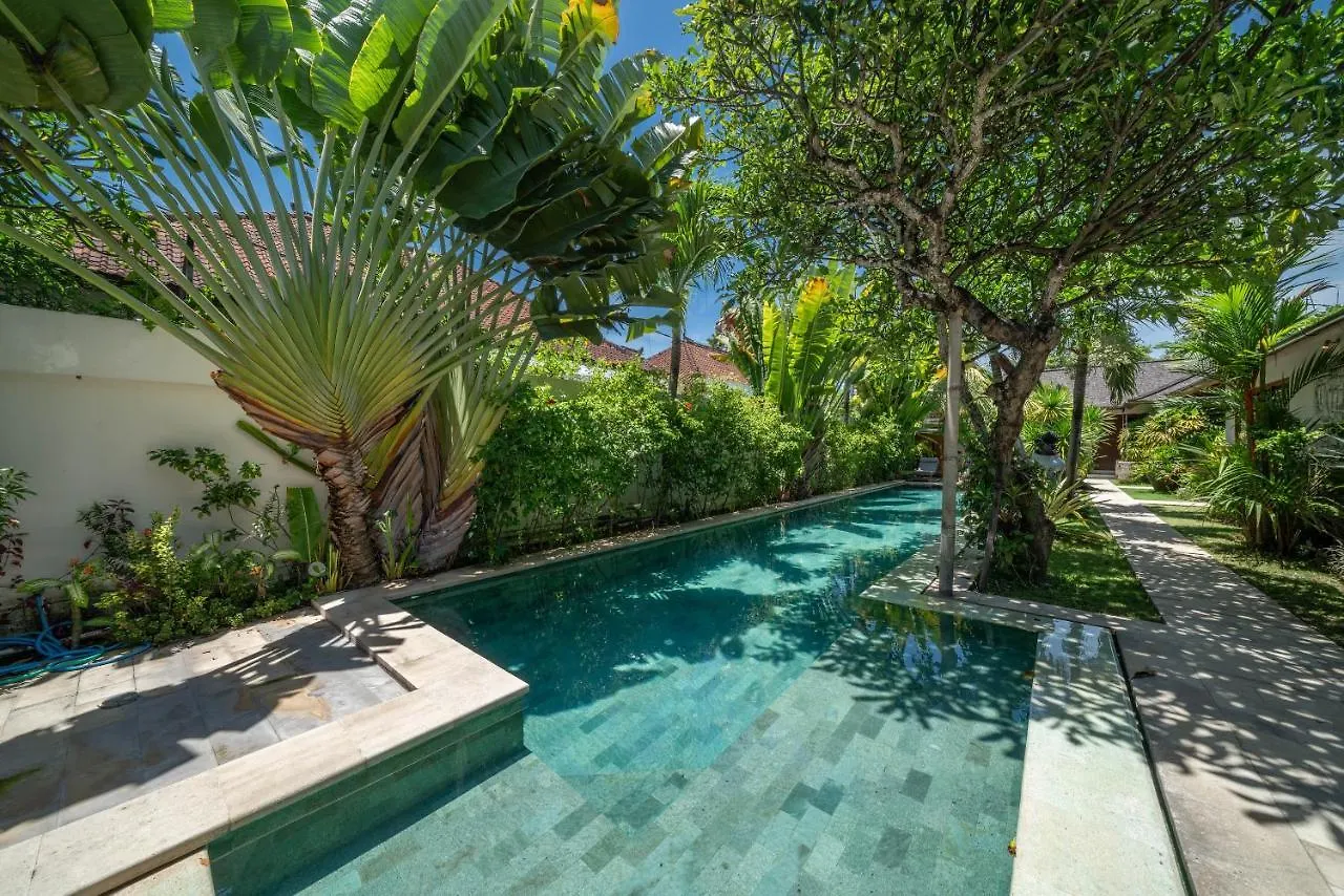 Villa Teman - Luxury 4Br Villa In Central Seminyak - Huge Pool