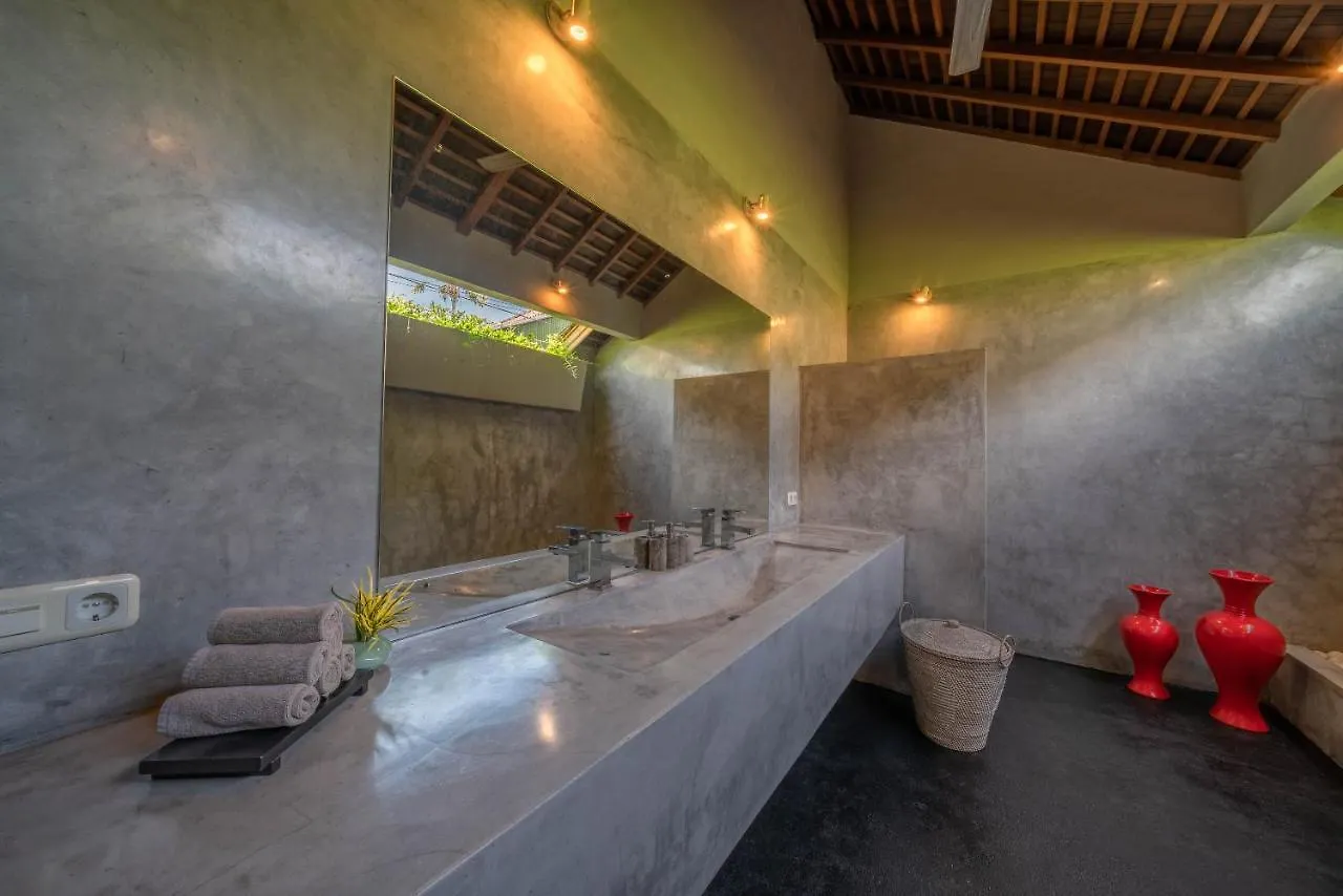 Villa Teman - Luxury 4Br Villa In Central Seminyak - Huge Pool 0*,